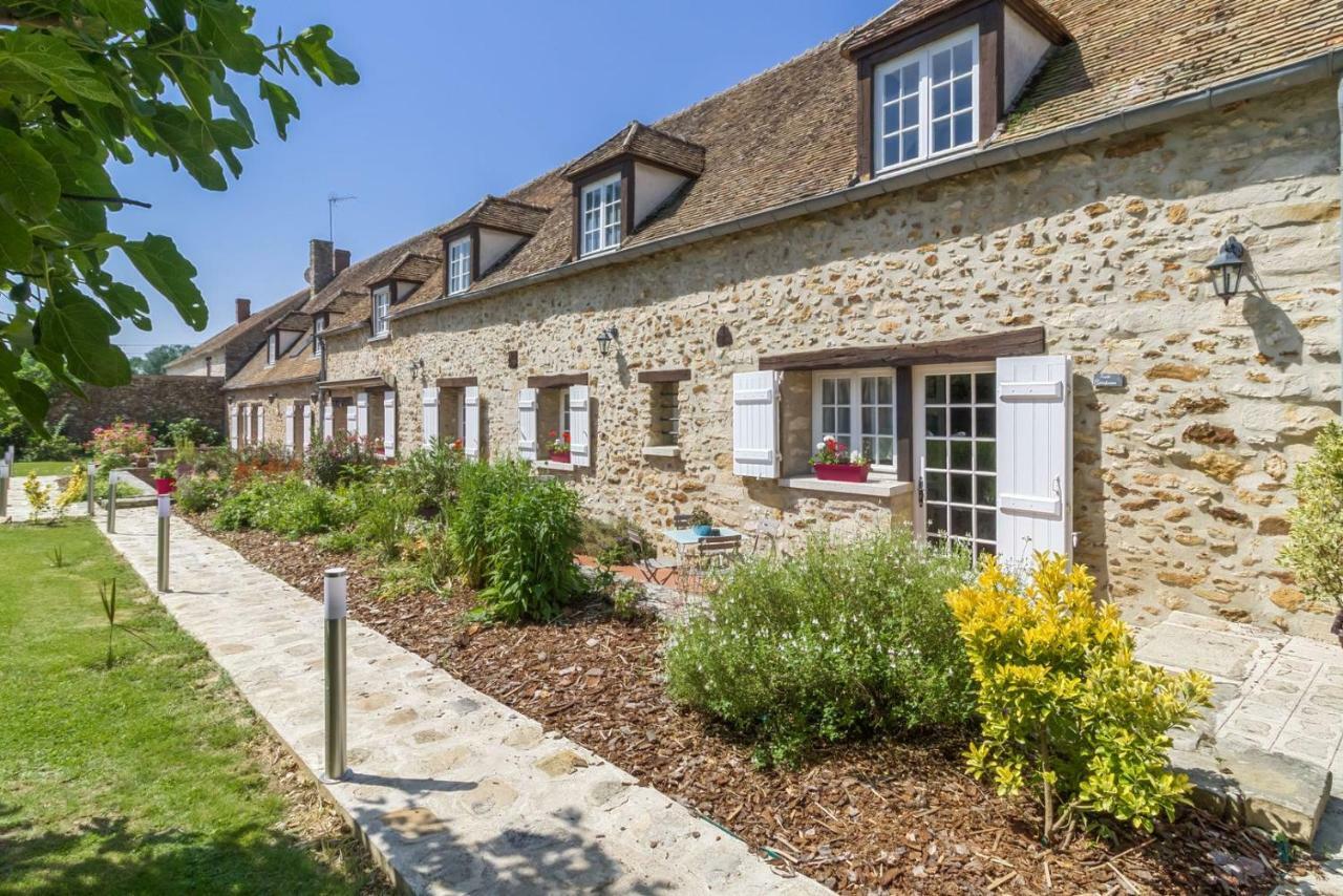 Apartamento Domaine Des Trois Chateaux Moisenay Exterior foto